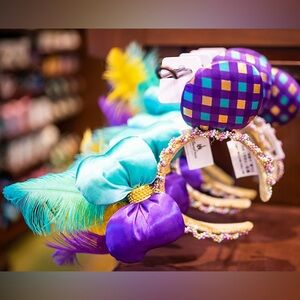 NWT Disney Parks Port Orleans Mardi Gras Bead Minnie Ears Headband